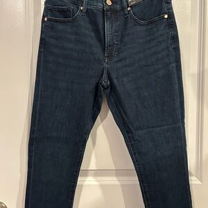 Express Women's Dark Blue Skinny Mid Rise Jeans - size 6S